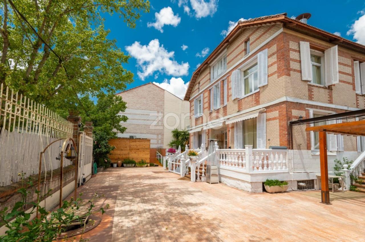 Tu Mansion Guest House Navalcarnero Exterior photo